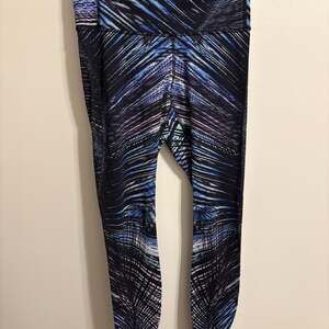 Lululemon Speed Wunder Tight 28" Nulux Tropics Blue Black Size 8